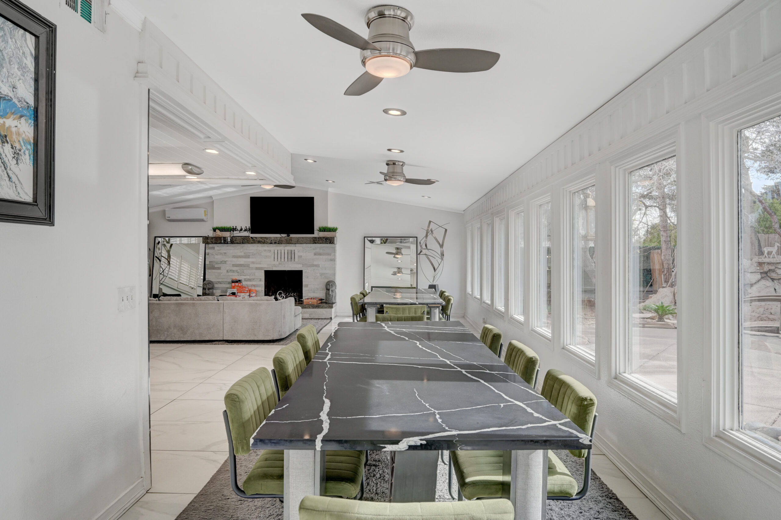 2461-E-Harmon-Ave12-scaled